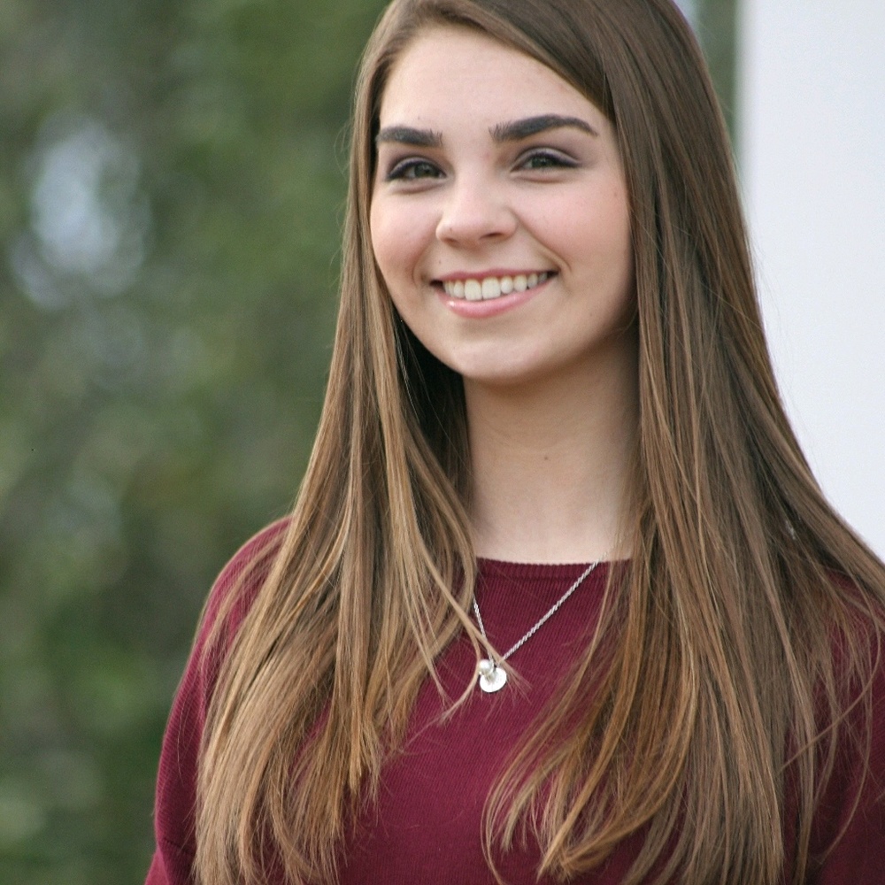 Meet your Posher, Dakota